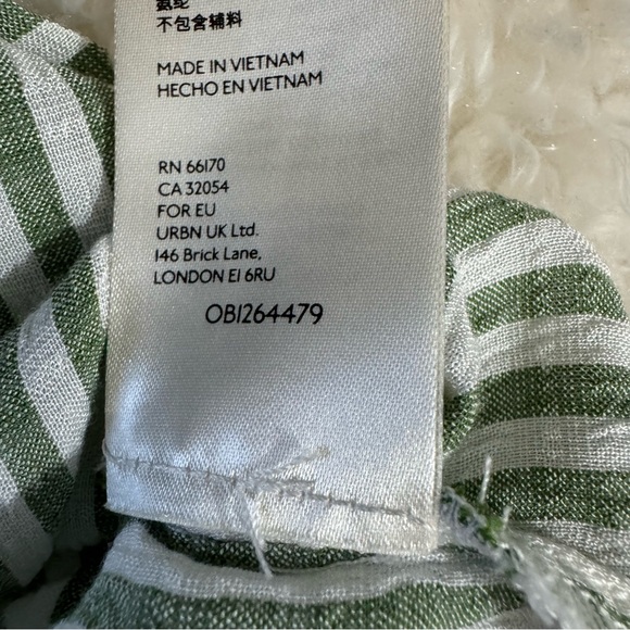 ANTHROPOLOGIE Pilcro Sybil Ruffle Sleeve Blouse Flowy Tiered Sleeve Tie Back S - Picture 9 of 10